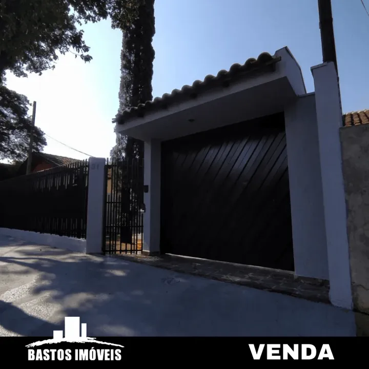 Vende-se casa zona 06