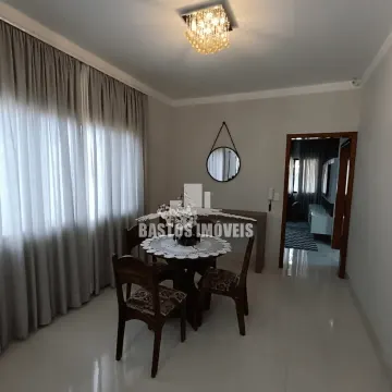 Imóveis com 2 casas no terreno