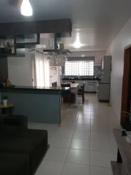 Vende-se casa