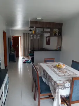 Vende-se casa