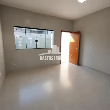 CASA LOCALIZADA PROXIMO AO CONDOMINIO CINTURÃO VERDE - Cianorte, PR