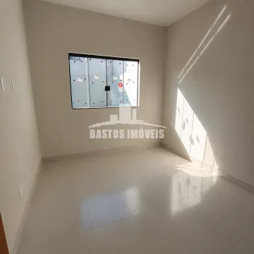 CASA LOCALIZADA PROXIMO AO CONDOMINIO CINTURÃO VERDE - Cianorte, PR