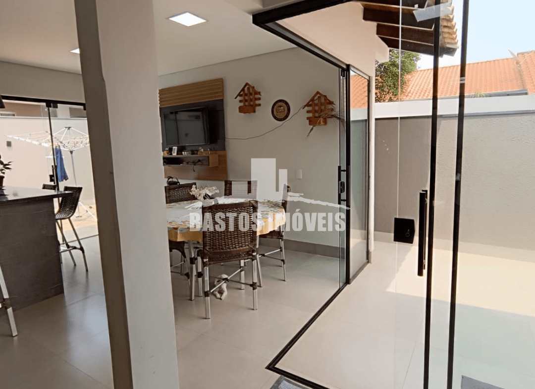 casa com piscina a venda em cianorte pr ate 800 mil (10)