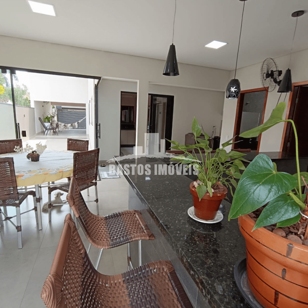 casa com piscina a venda em cianorte pr ate 800 mil (11)