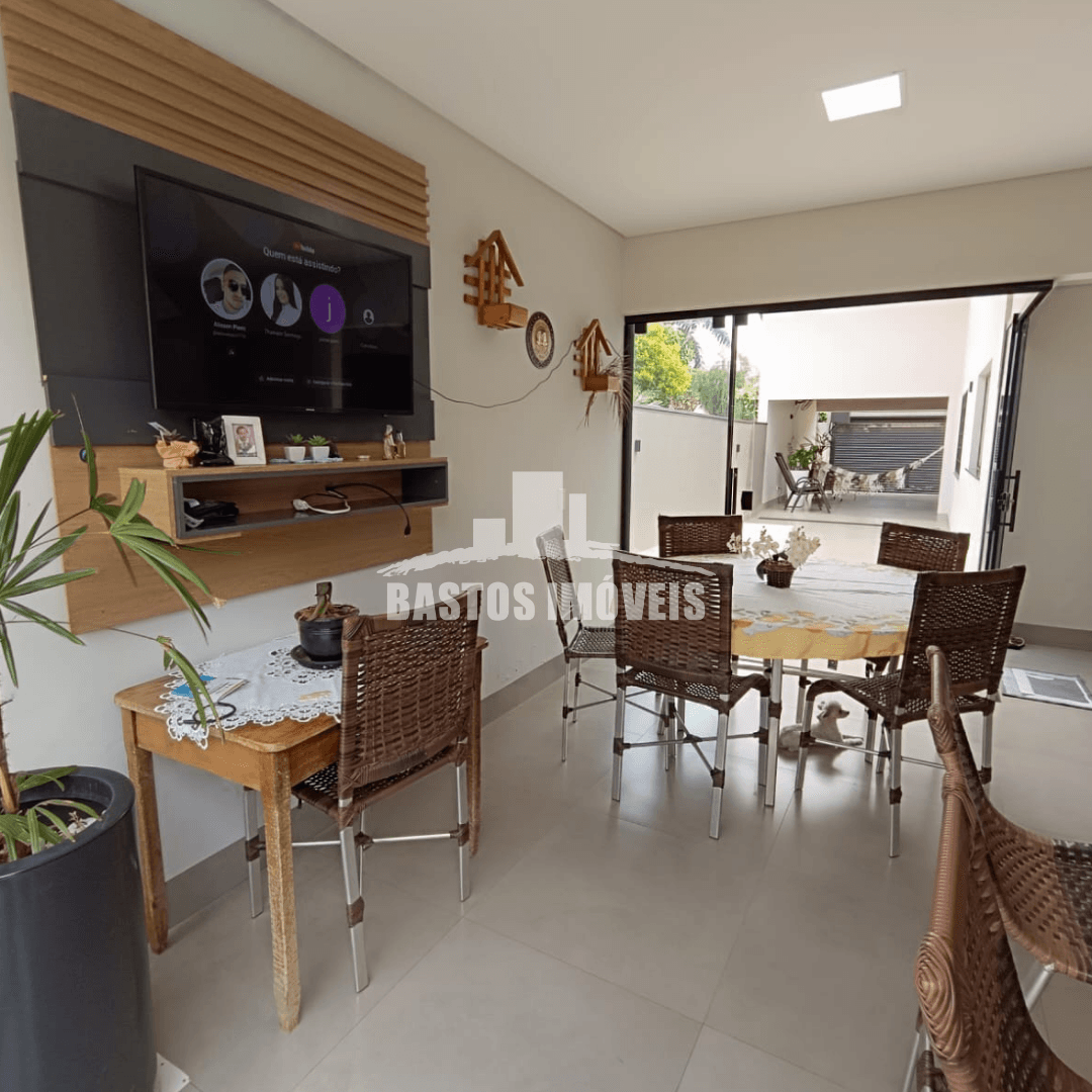 casa com piscina a venda em cianorte pr ate 800 mil (12)