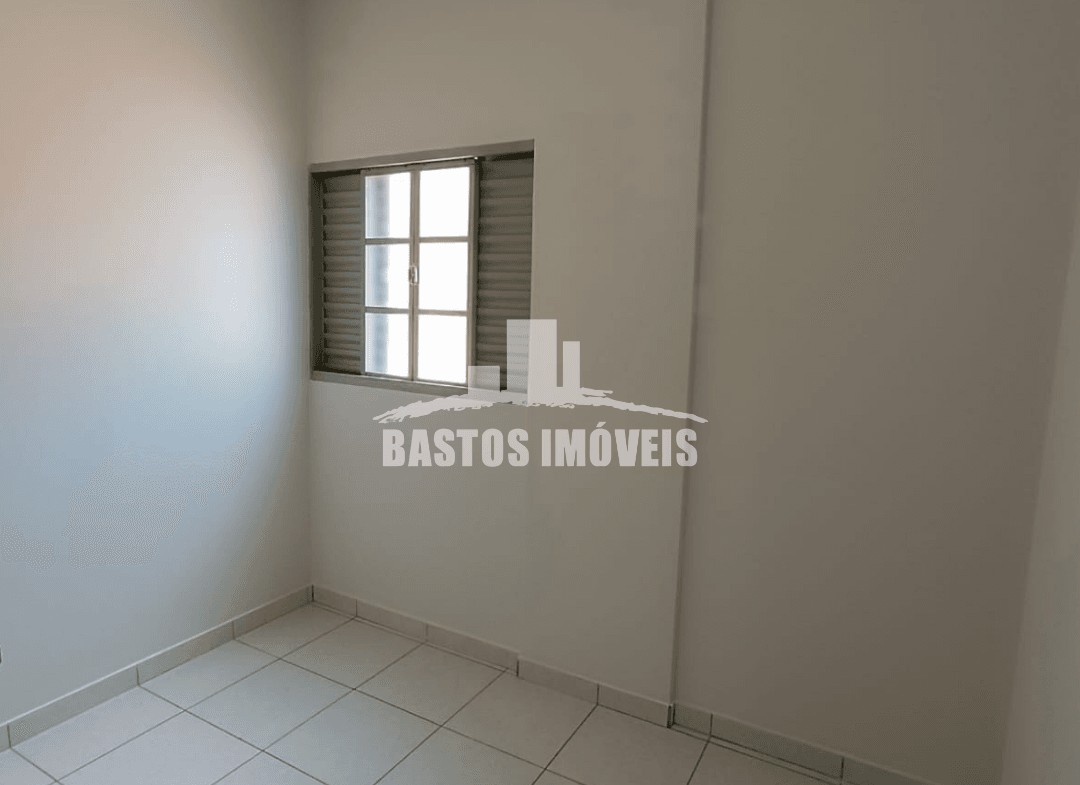 vende-se apartamento na zona 01 de cianorte pr (6)
