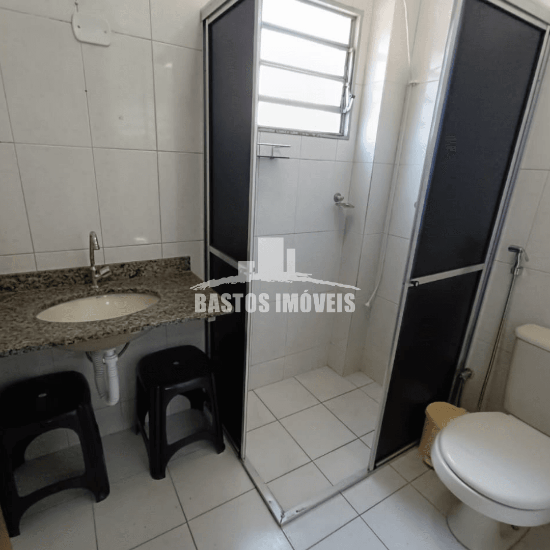 vende-se apartamento na zona 01 de cianorte pr (7)