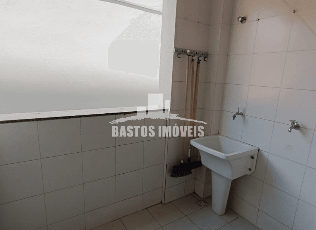 vende-se apartamento na zona 01 de cianorte pr (8)