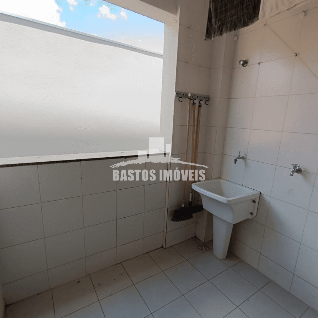 vende-se apartamento na zona 01 de cianorte pr (8)