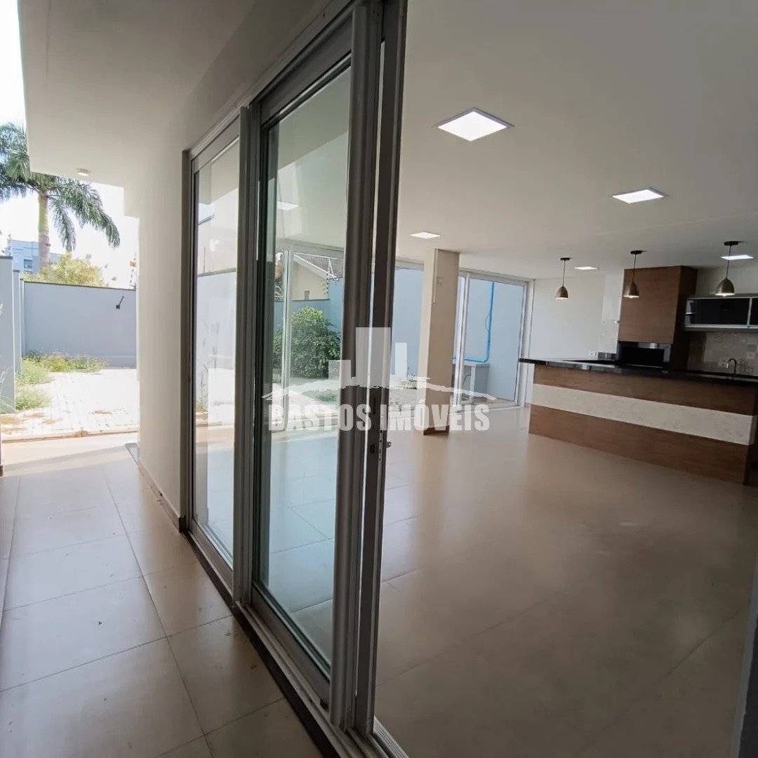 f8414e999d794f81b5a967d3a6daca6b