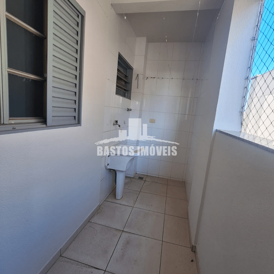 aluga-se apartamento na zona 02 de cianorte pr (3)