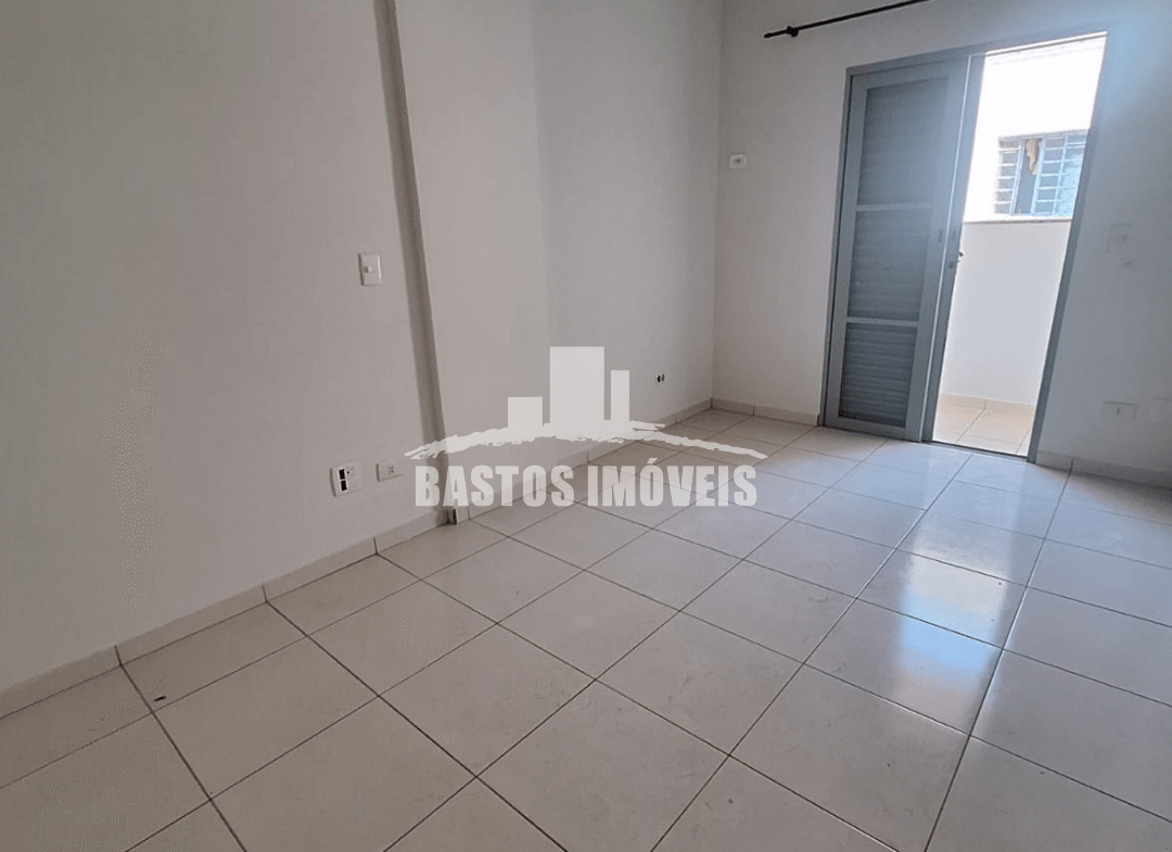 aluga-se apartamento na zona 02 de cianorte pr (7)