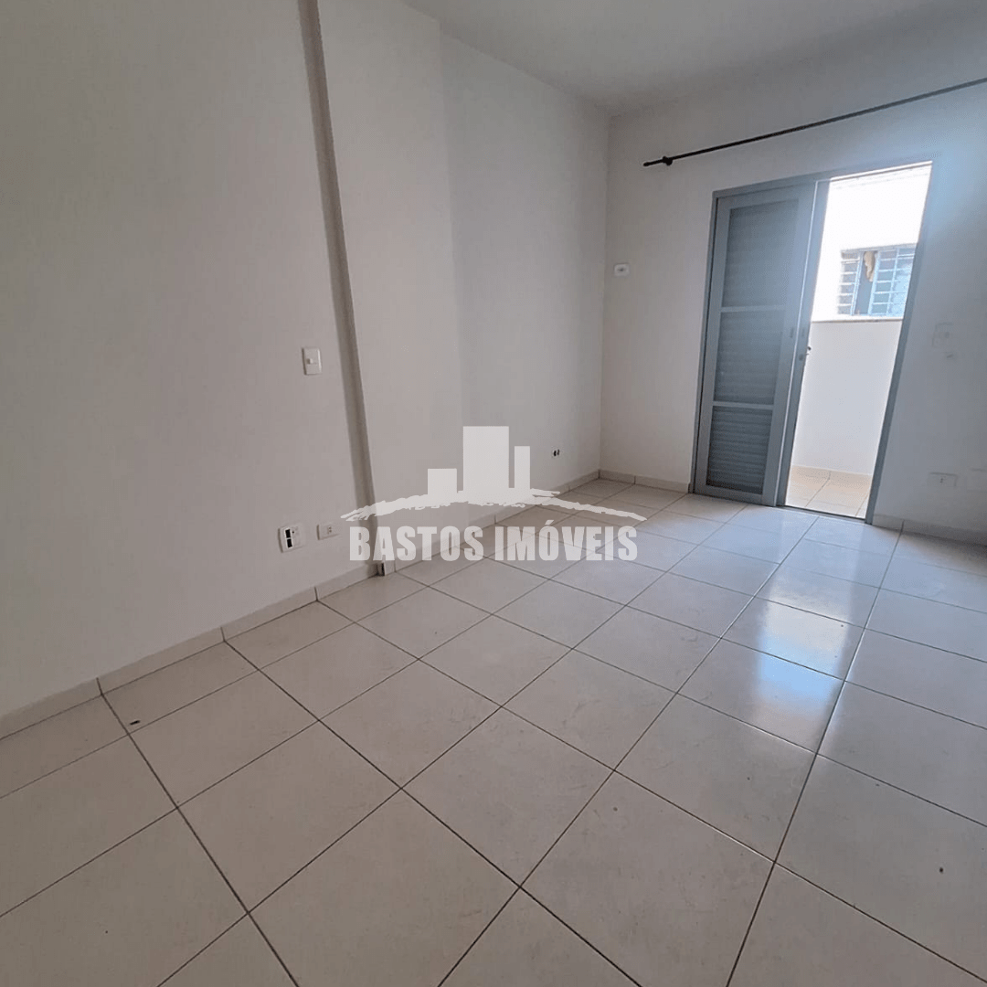 aluga-se apartamento na zona 02 de cianorte pr (7)