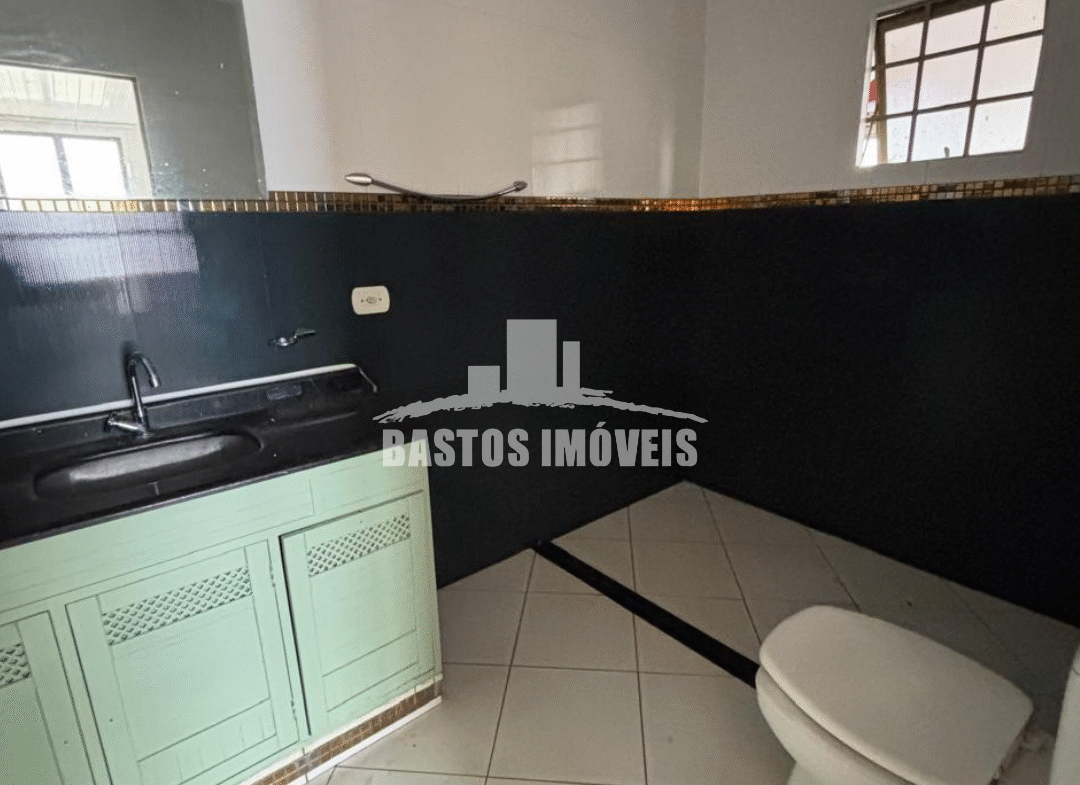 aluga-se casa com piscina na zona 07 de cianorte pr (11)