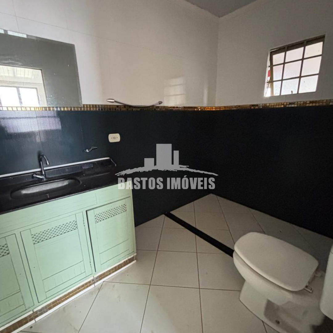 aluga-se casa com piscina na zona 07 de cianorte pr (11)