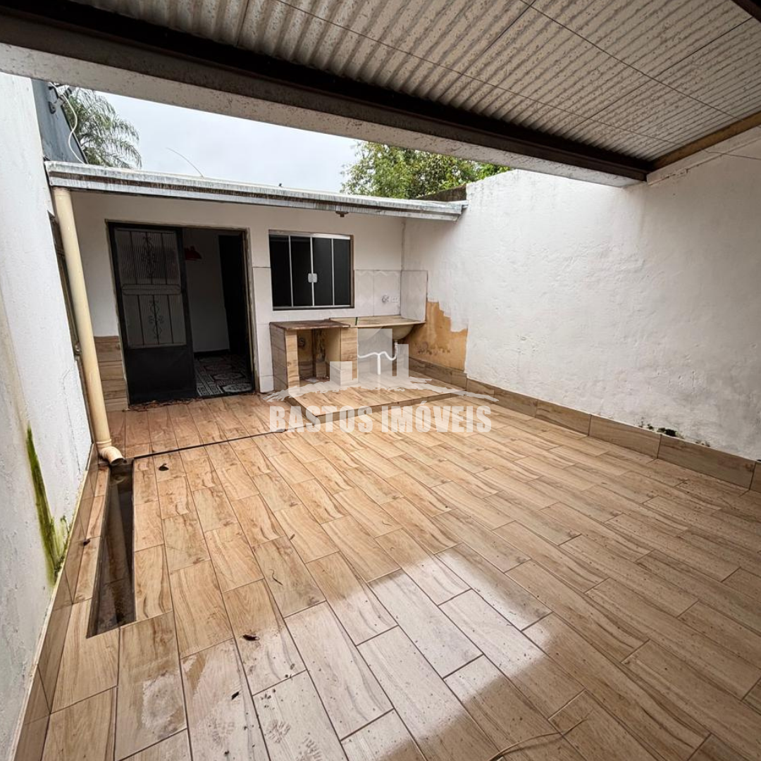 aluga-se casa com piscina na zona 07 de cianorte pr (9)