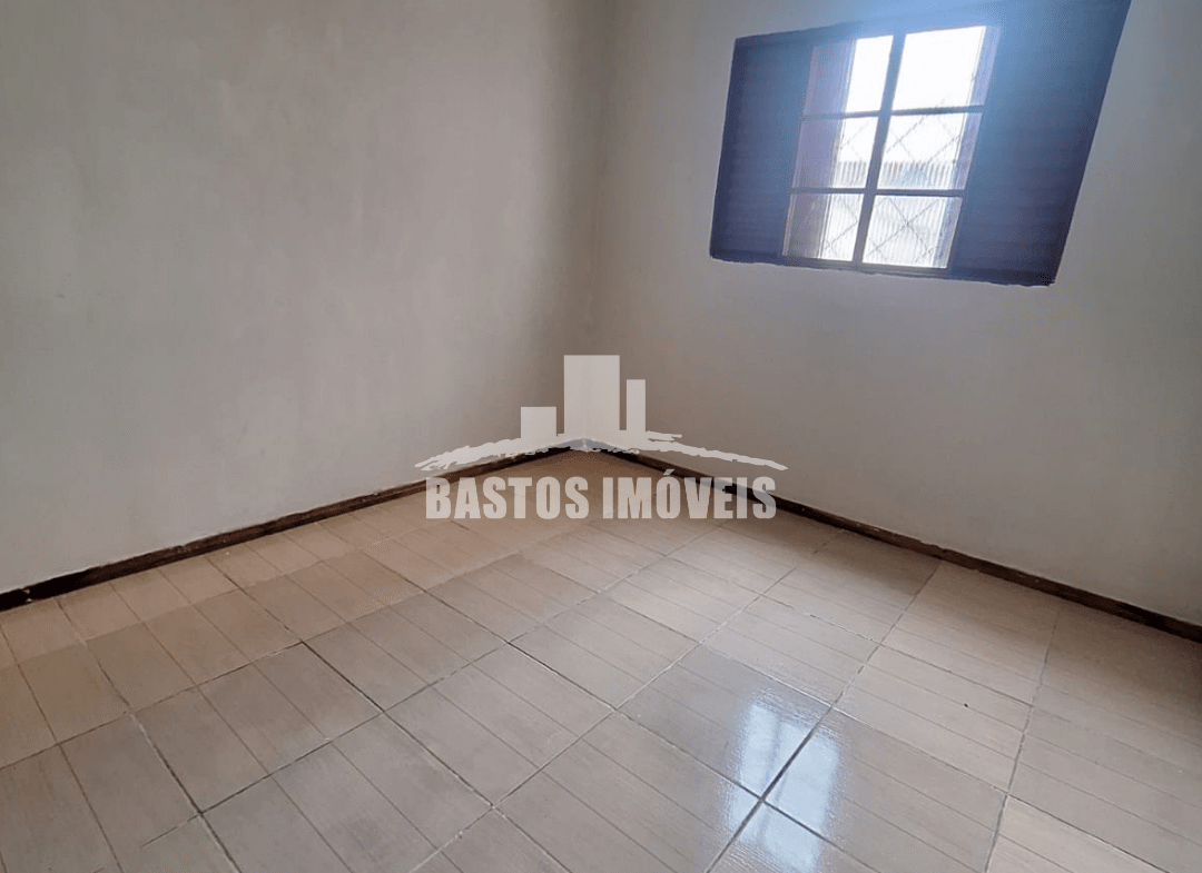 aluga-se casa na zona 01 de cianorte pr (10)