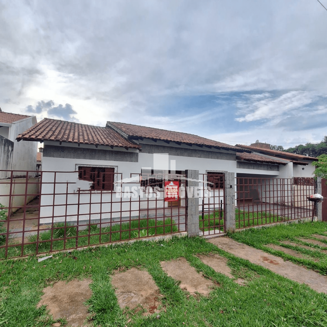 aluga-se casa na zona 01 de cianorte pr (2)