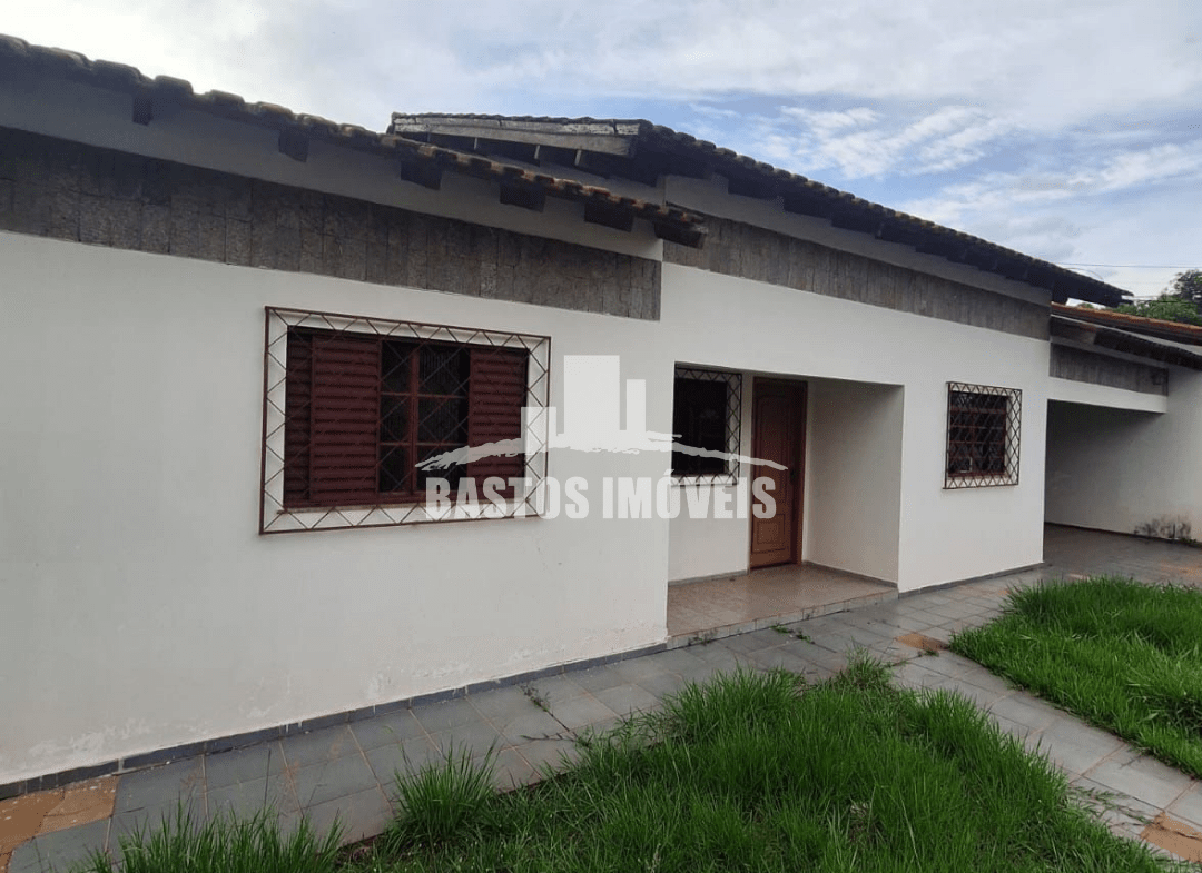 aluga-se casa na zona 01 de cianorte pr (3)