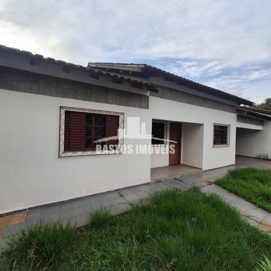 aluga-se casa na zona 01 de cianorte pr (3)