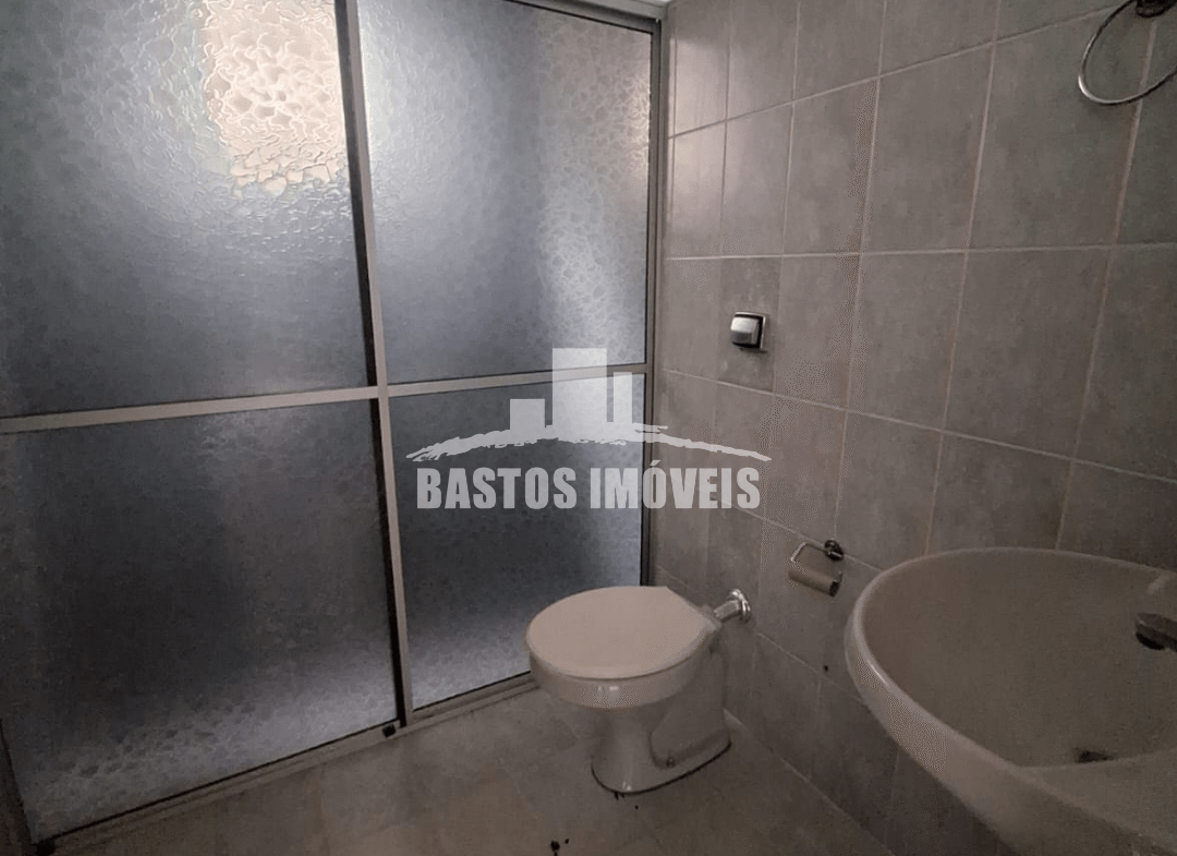 aluga-se casa na zona 01 de cianorte pr (7)