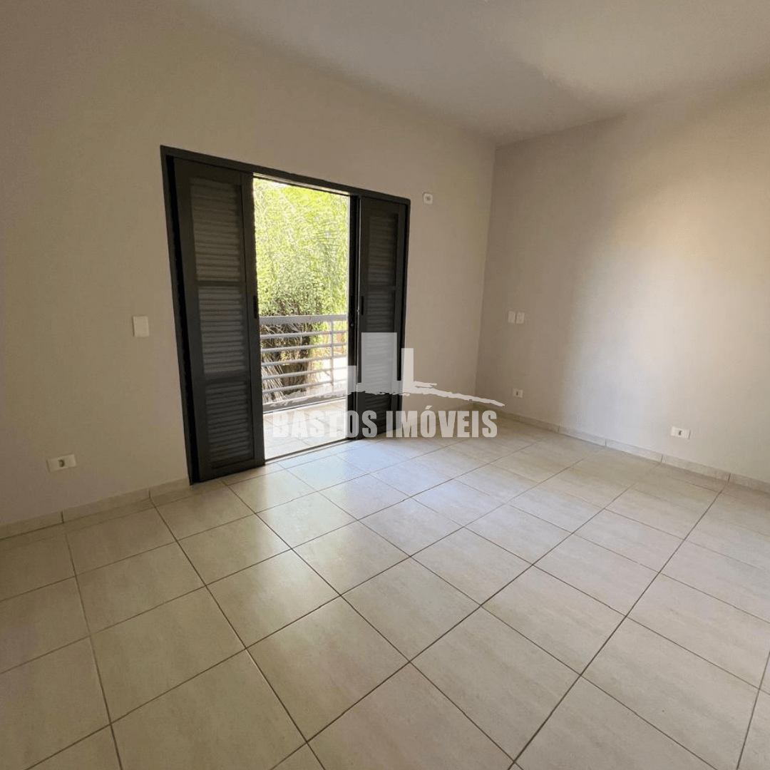 aluga-se kitnet na zona 01 de cianorte pr (4)