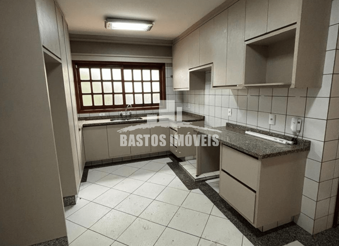 aluga-se sobrado na zona 02 de cianorte pr (10)