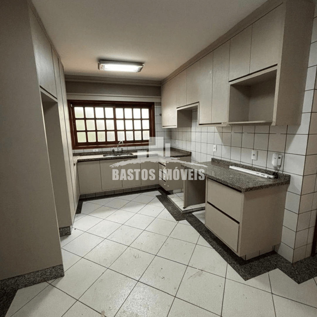 aluga-se sobrado na zona 02 de cianorte pr (10)