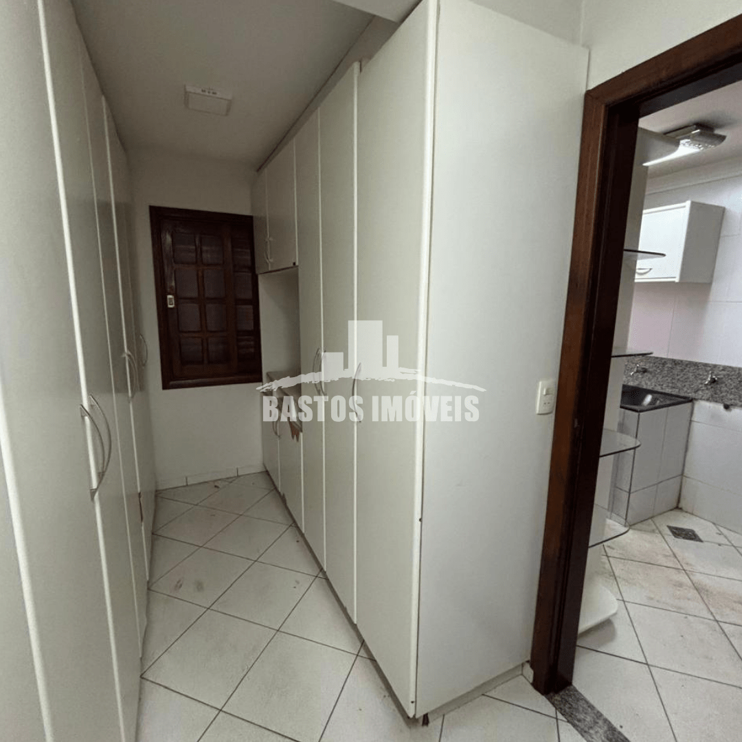 aluga-se sobrado na zona 02 de cianorte pr (12)