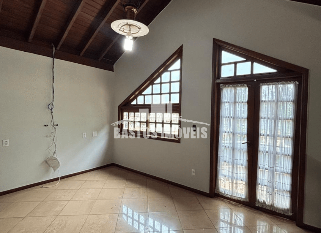 aluga-se sobrado na zona 02 de cianorte pr (14)