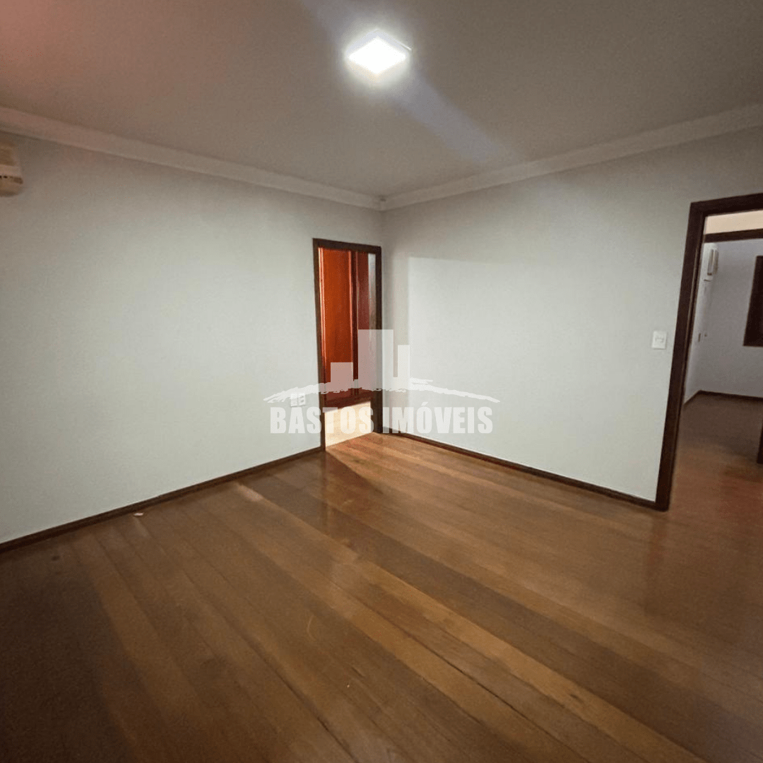 aluga-se sobrado na zona 02 de cianorte pr (16)