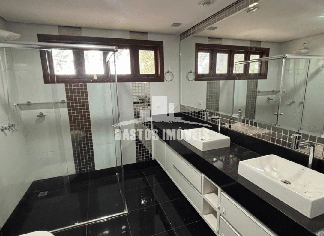 aluga-se sobrado na zona 02 de cianorte pr (18)