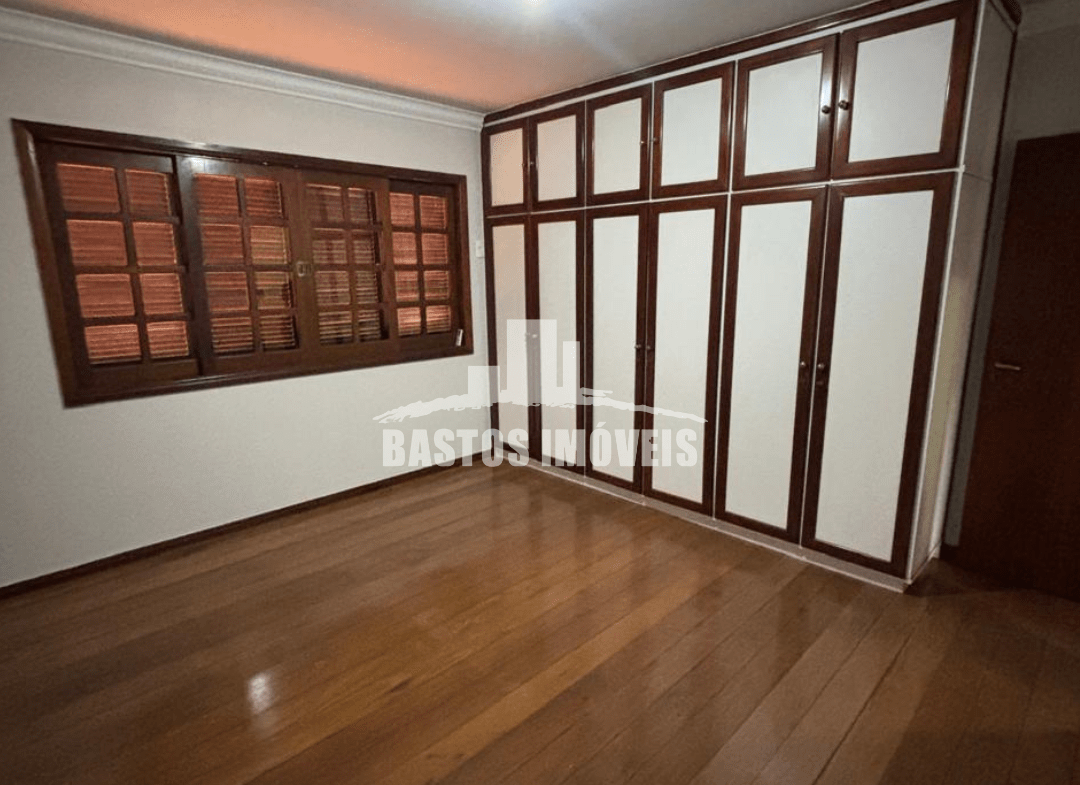 aluga-se sobrado na zona 02 de cianorte pr (21)