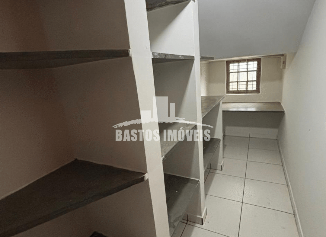 aluga-se sobrado na zona 02 de cianorte pr (9)