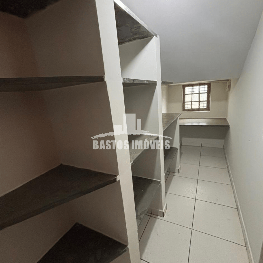 aluga-se sobrado na zona 02 de cianorte pr (9)