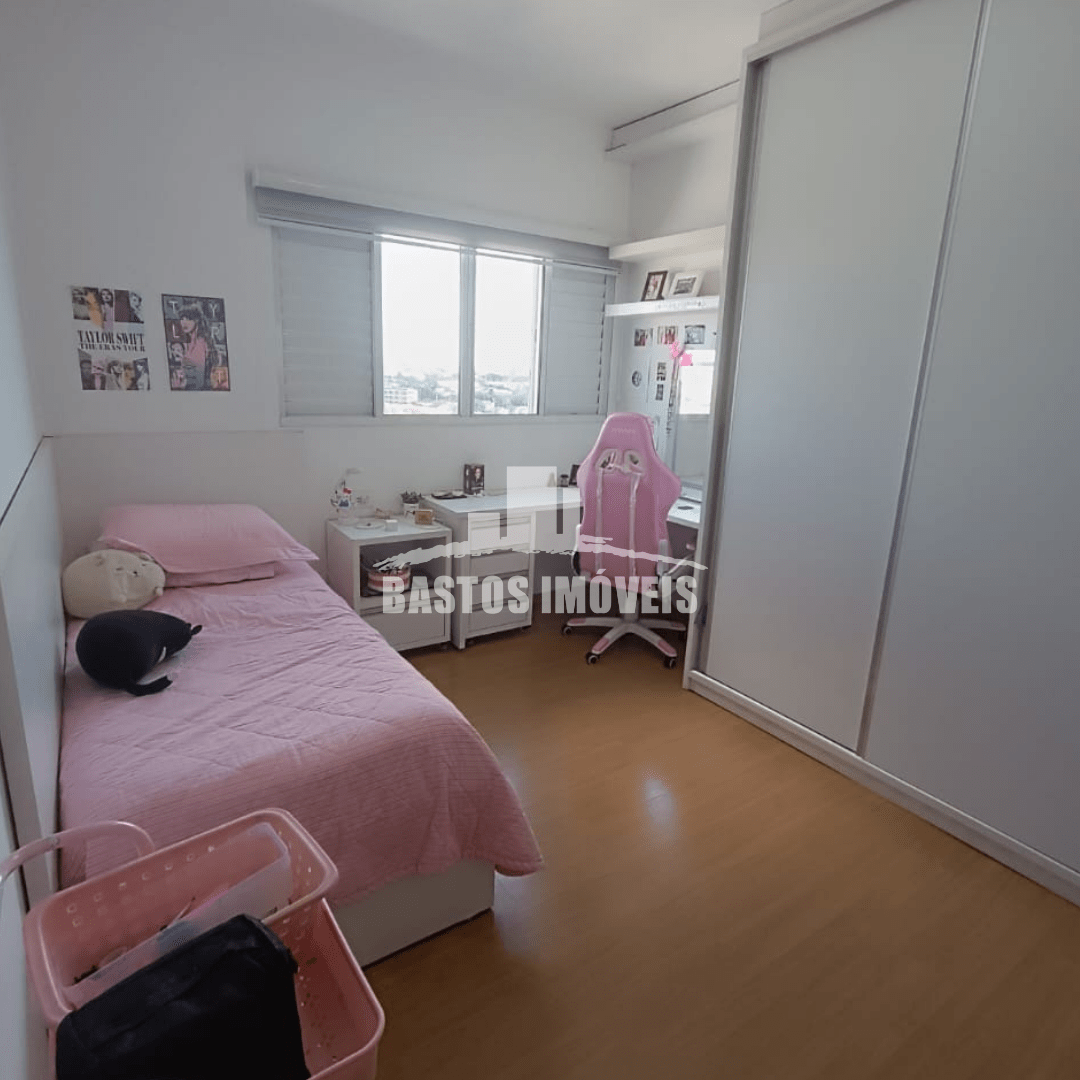 vende-se apartamento na zona 01 de cianorte pr (13)