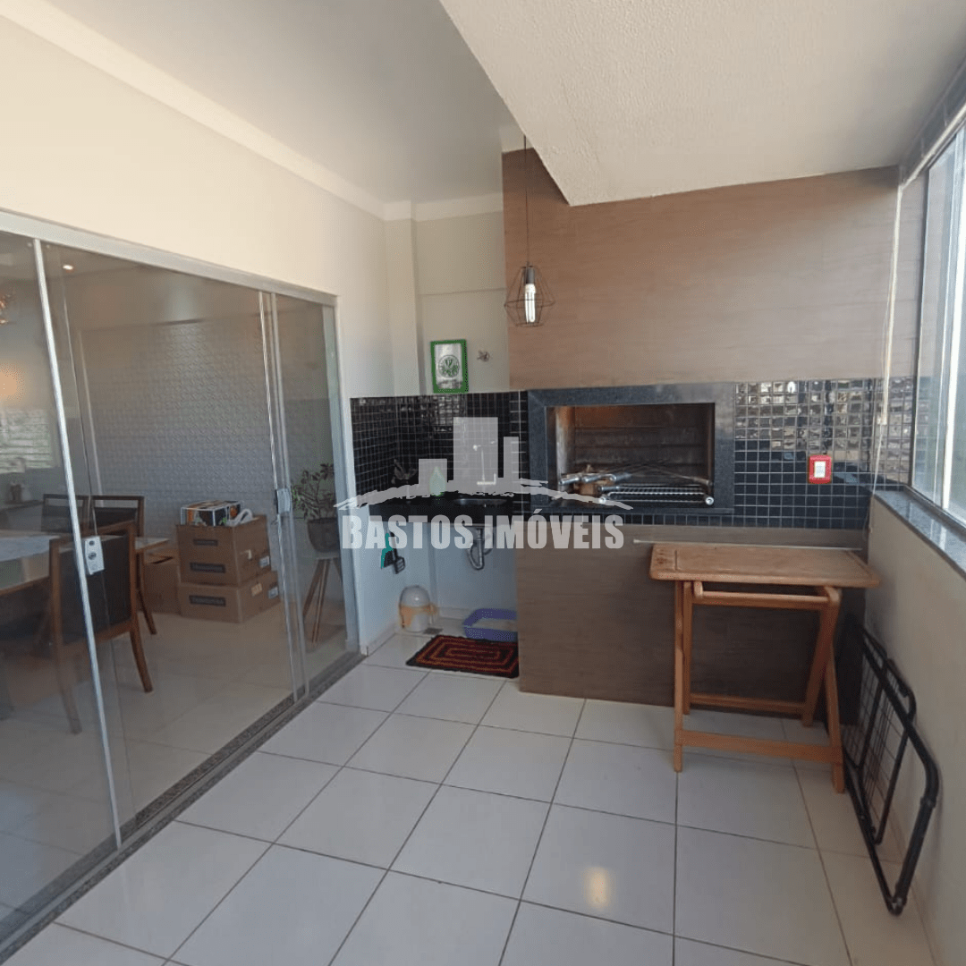 vende-se apartamento na zona 01 de cianorte pr (6)