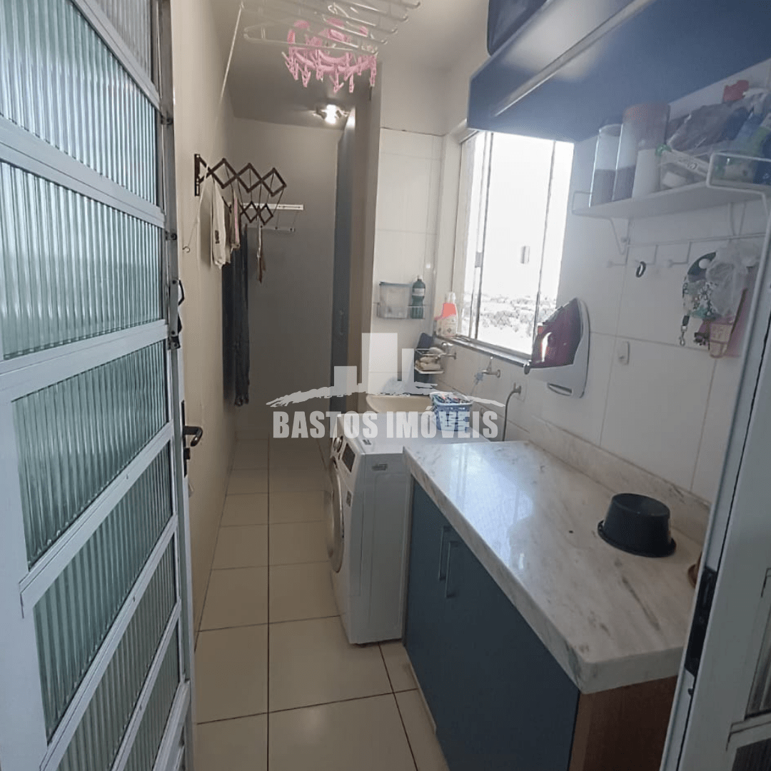 vende-se apartamento na zona 01 de cianorte pr (9)