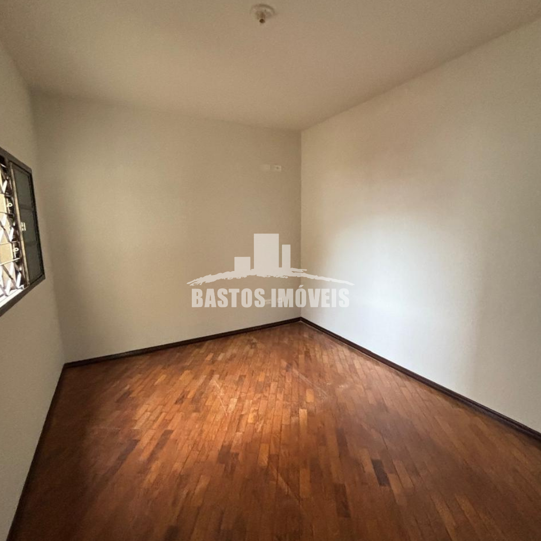 aluga-se casa na zona 01 de cianorte pr (10)