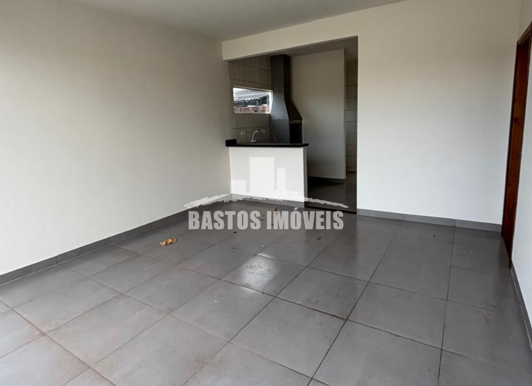 aluga-se casa na zona 01 de cianorte pr (13)