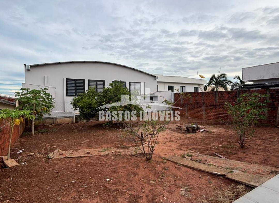 aluga-se casa na zona 01 de cianorte pr (17)