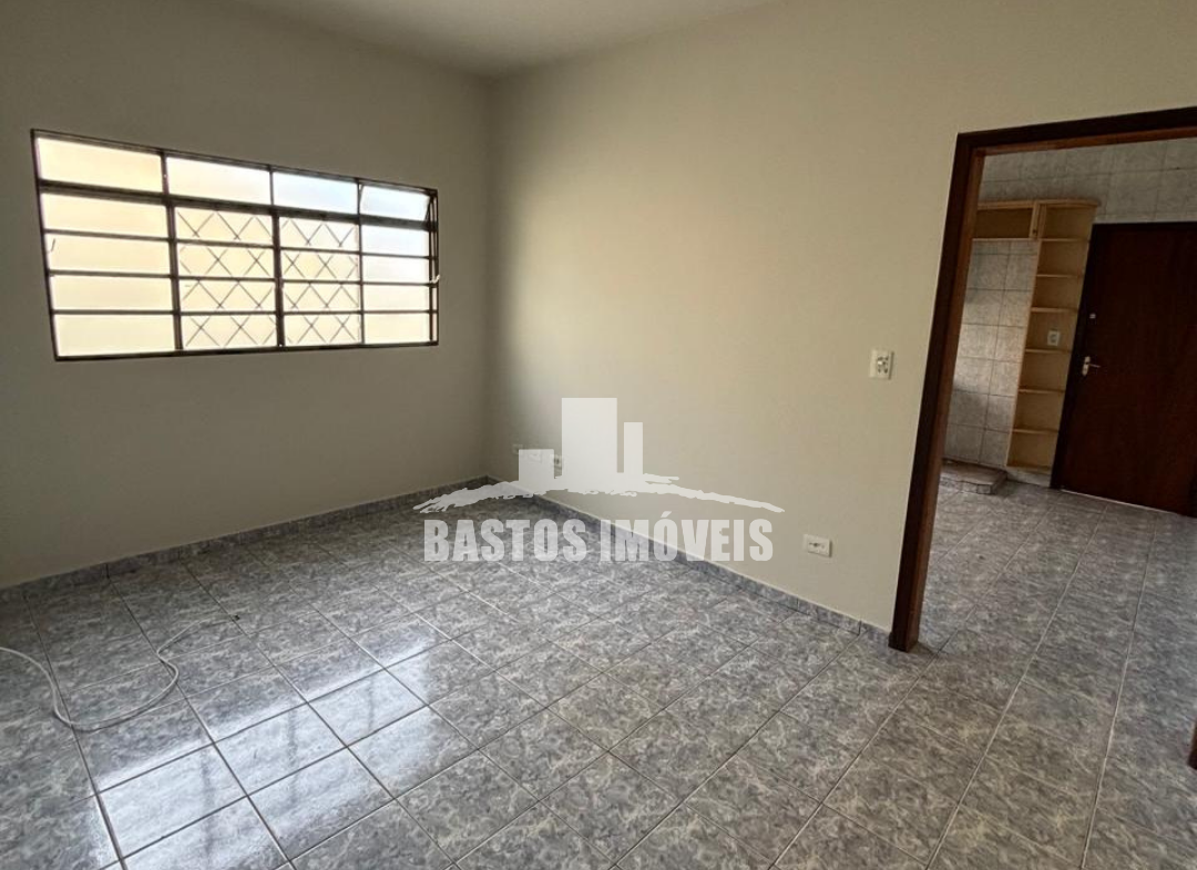 aluga-se casa na zona 01 de cianorte pr (6)