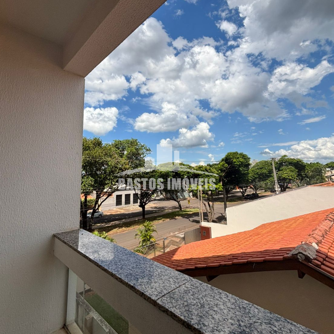 vende-se apartamento na zona 01 de cianorte pr (10)