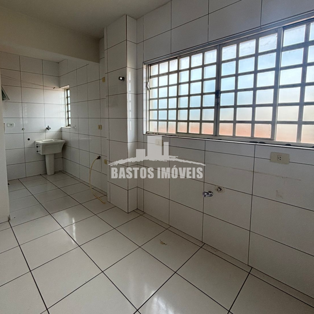 vende-se apartamento na zona 01 de cianorte pr (5)