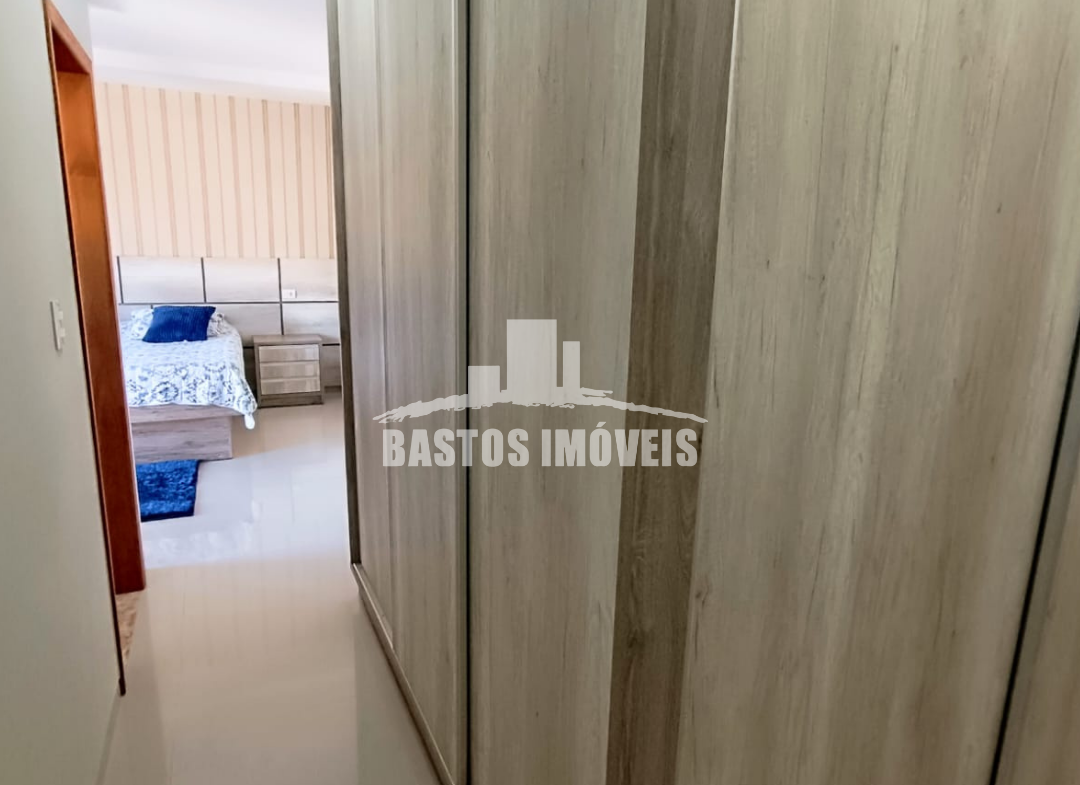 vende-se casa na zona 01 de cianorte pr (15)
