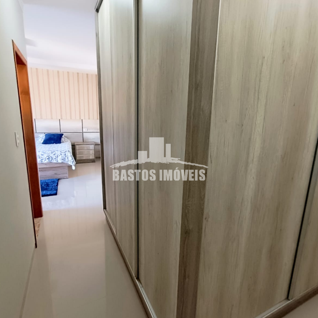 vende-se casa na zona 01 de cianorte pr (15)