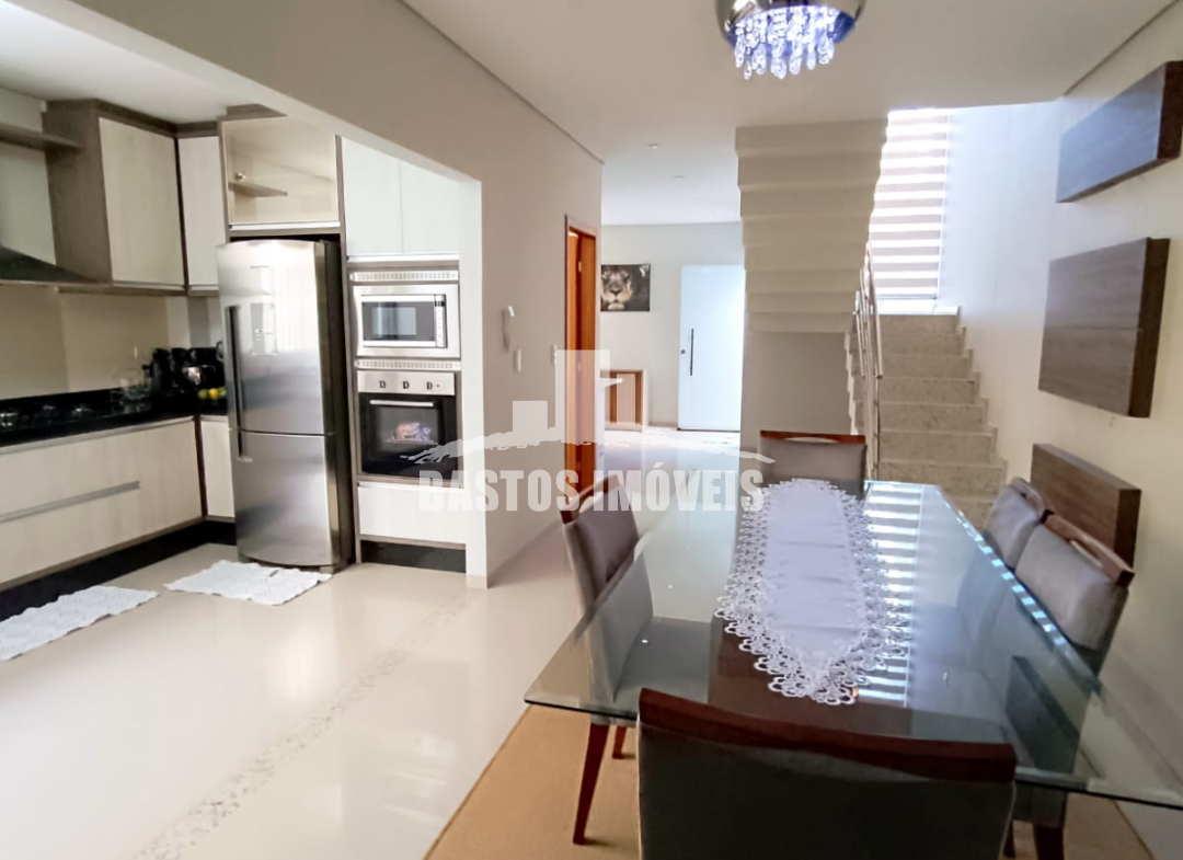 vende-se casa na zona 01 de cianorte pr (5)