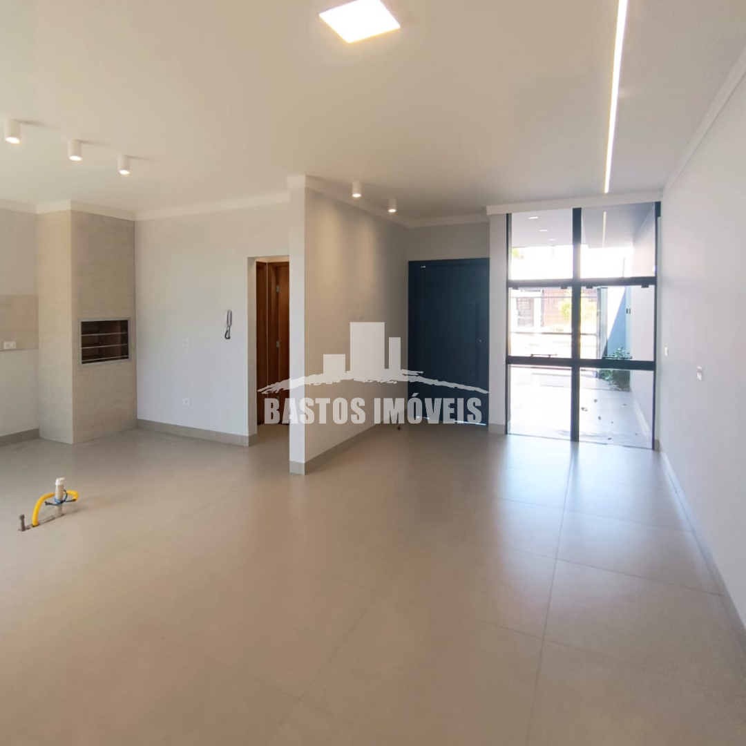 vende-se casa no res atlantico – cianorte pr (2)