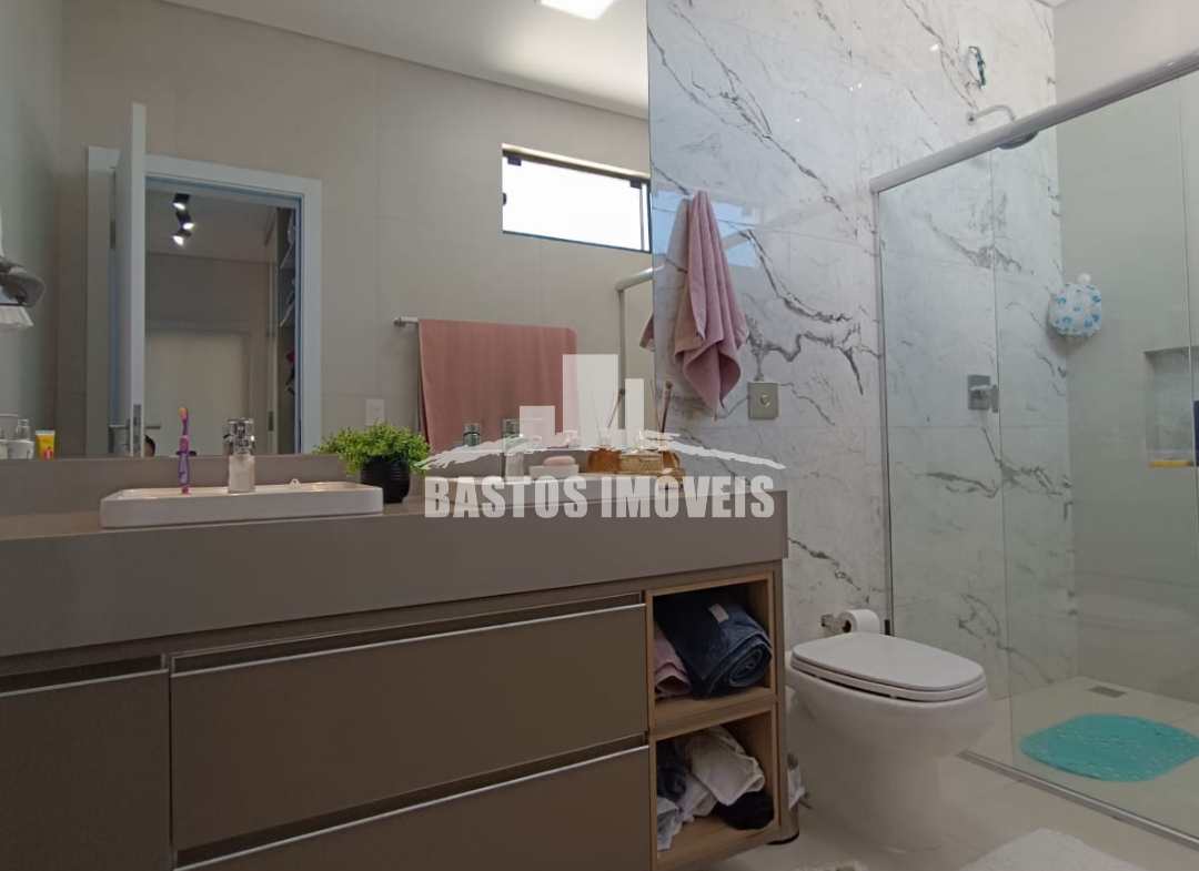 vende-se casa em condominio fechado em cianorte pr (15)