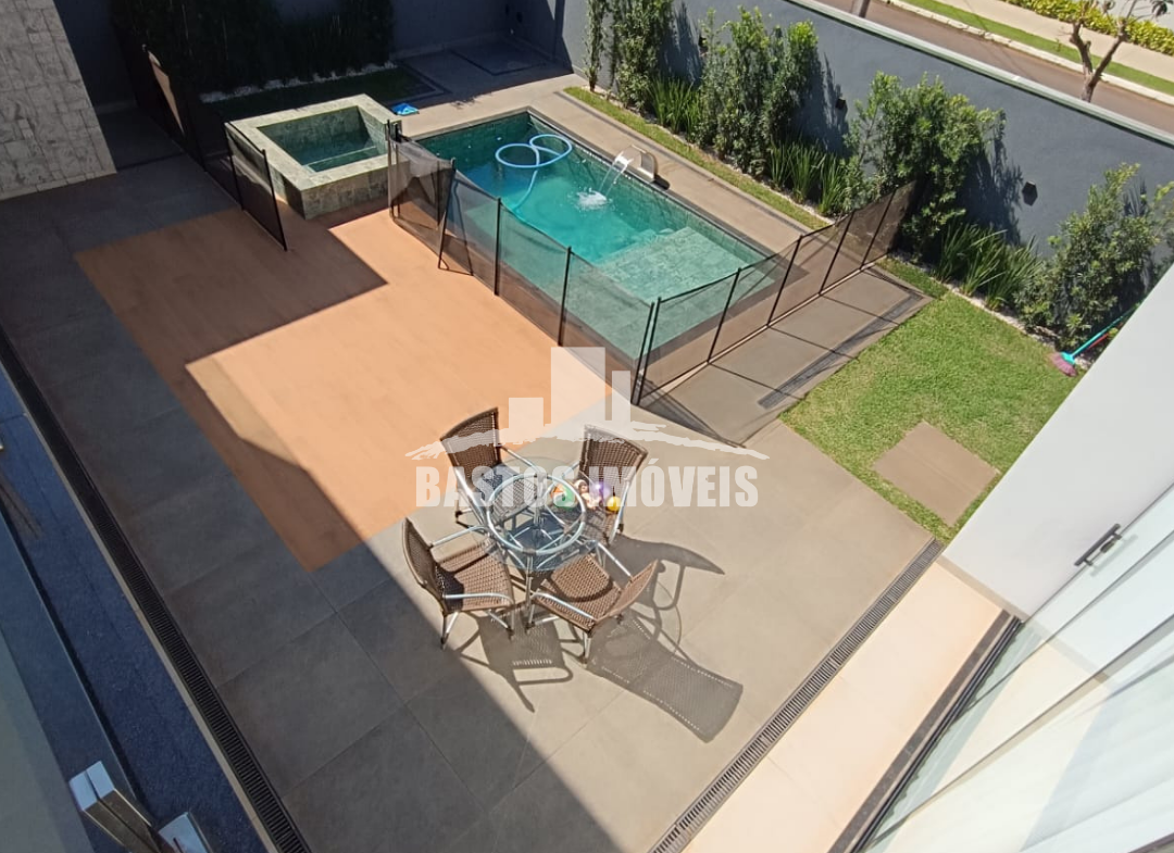 vende-se casa em condominio fechado em cianorte pr (20)